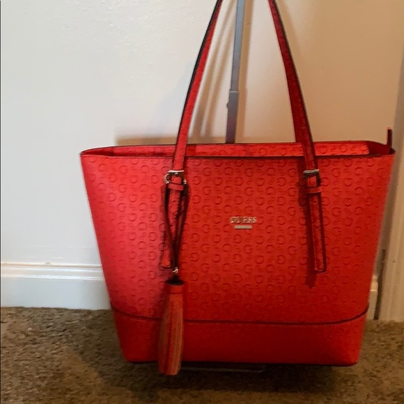 Guess Handbags - 🔴SOLD🔴 Guess handbag